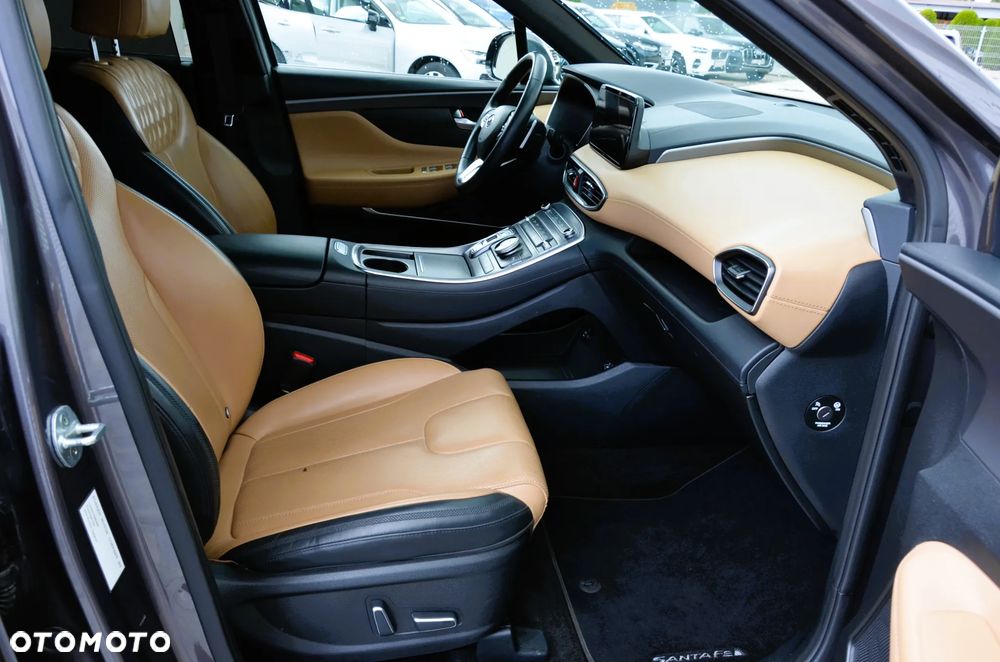 Hyundai Santa Fe 1.6 T-GDI HEV Premium - 31