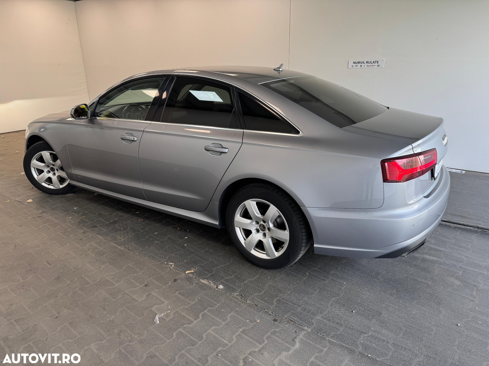Audi A6 2.0 TDI Ultra S tronic - 16