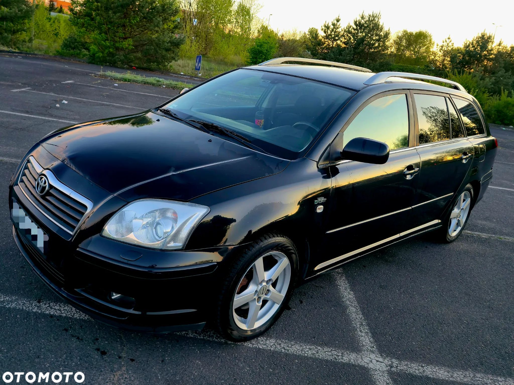 Toyota Avensis 2.2 D-4D Sol - 1