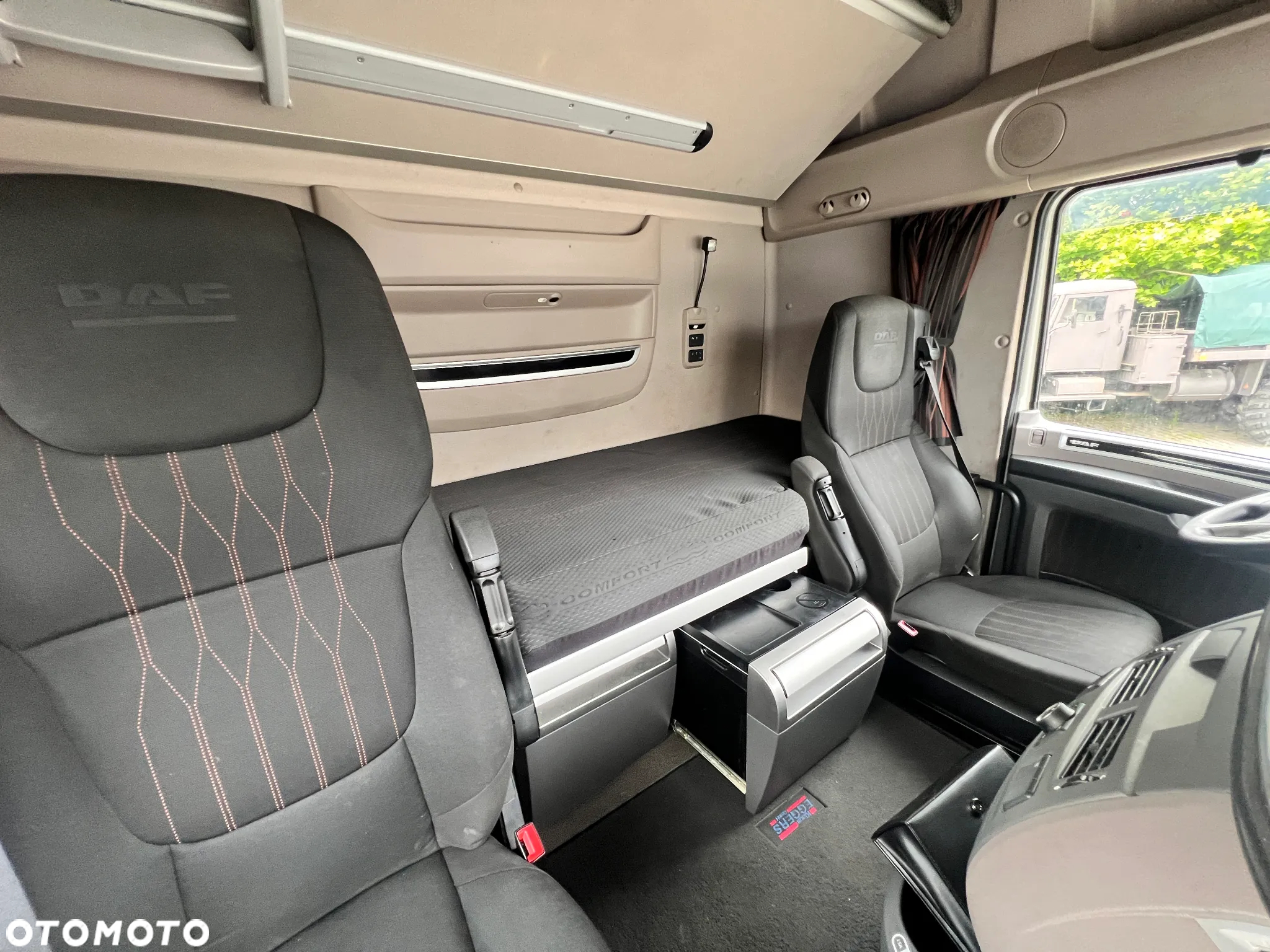 DAF XF 530 z Niemiec retarder idealny standard 2019 SSC - 13