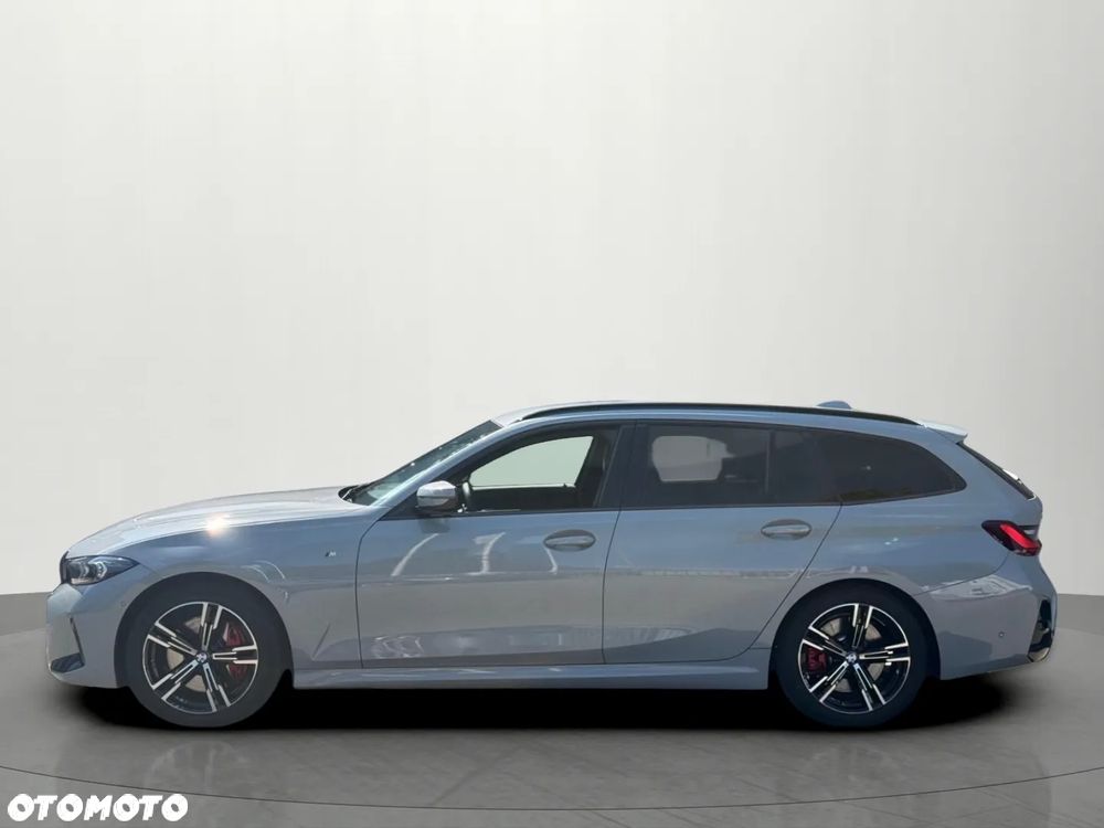 BMW Seria 3 330i xDrive M Sport sport - 4