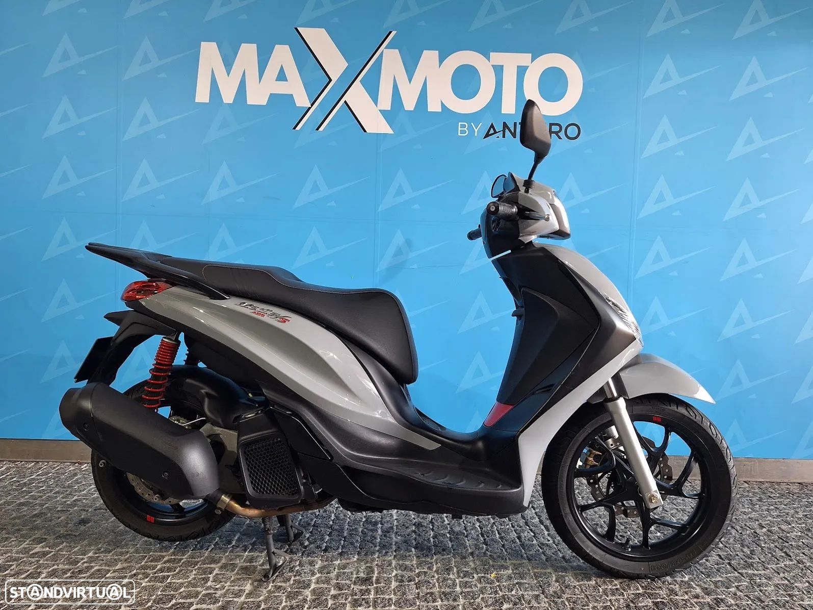 Piaggio Medley - 1