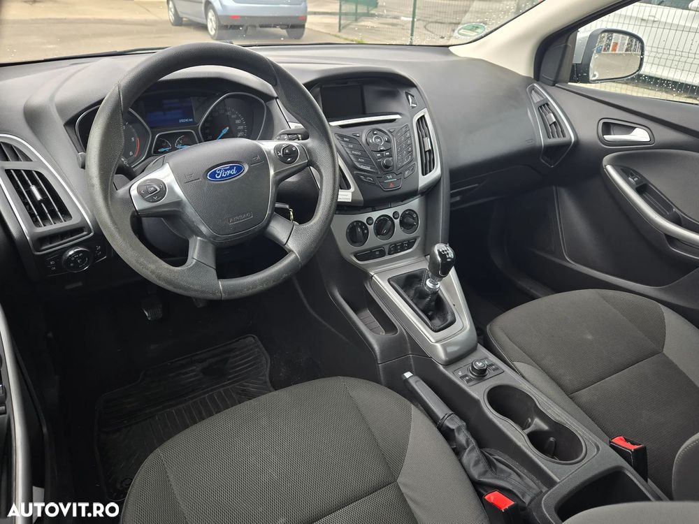 Ford Focus 1.6 TDCI DPF Trend - 3