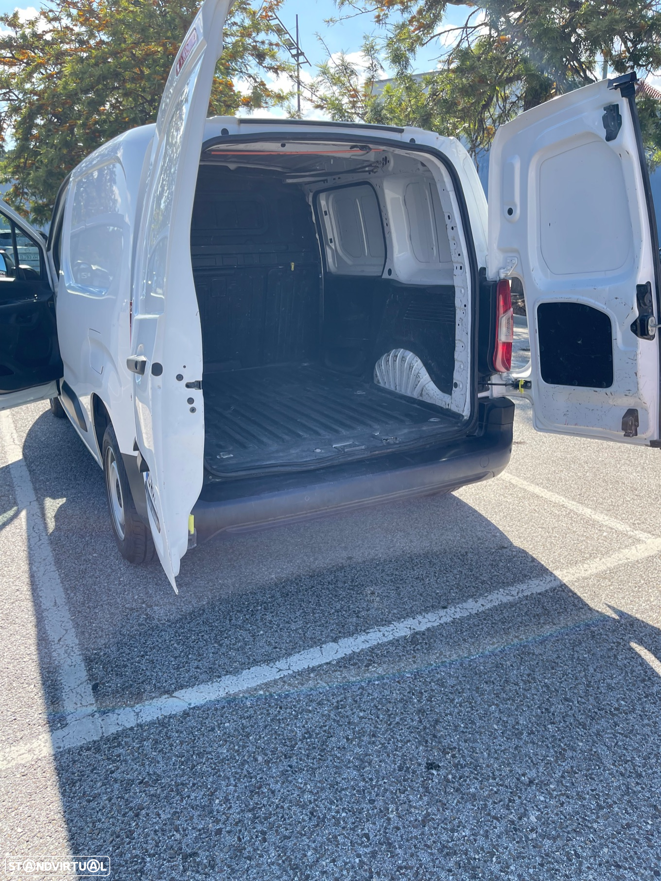 Citroën BERLINGO - 12