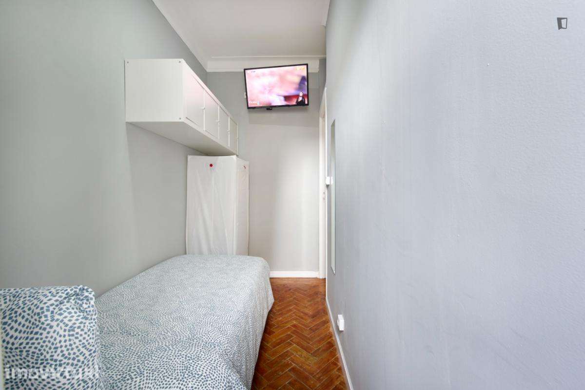 Quarto - localizado em Amadora Lisbon - Grande imagem: 3/28