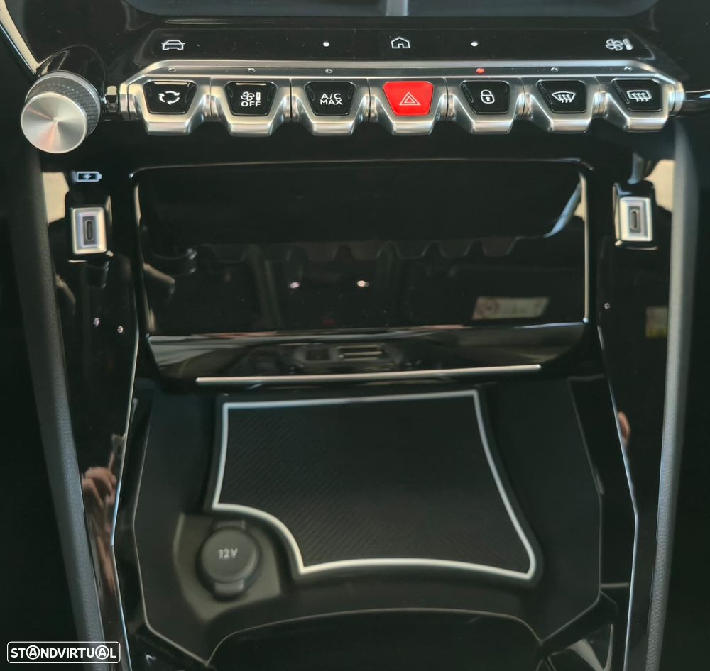 Peugeot e-2008 GT - 19