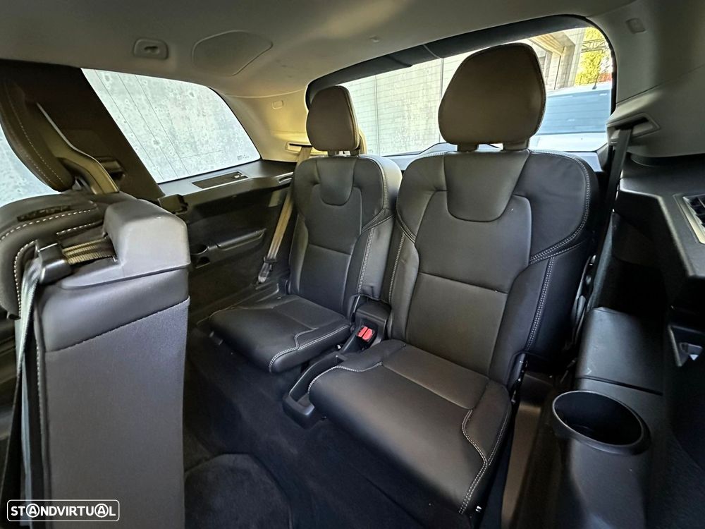 Volvo XC 90 2.0 B5 Ultimate Dark AWD - 18