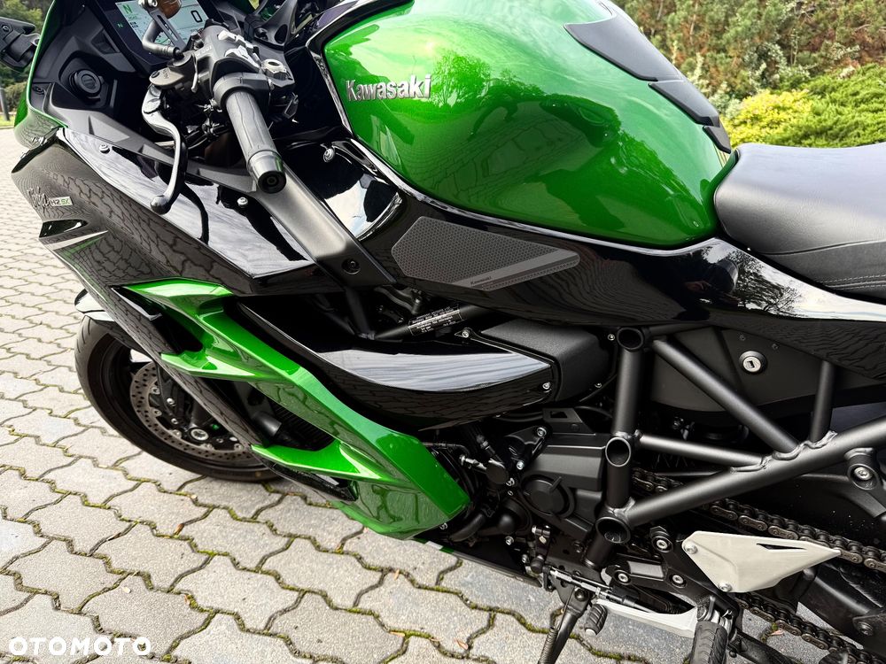 Kawasaki Ninja H2 SX - 14