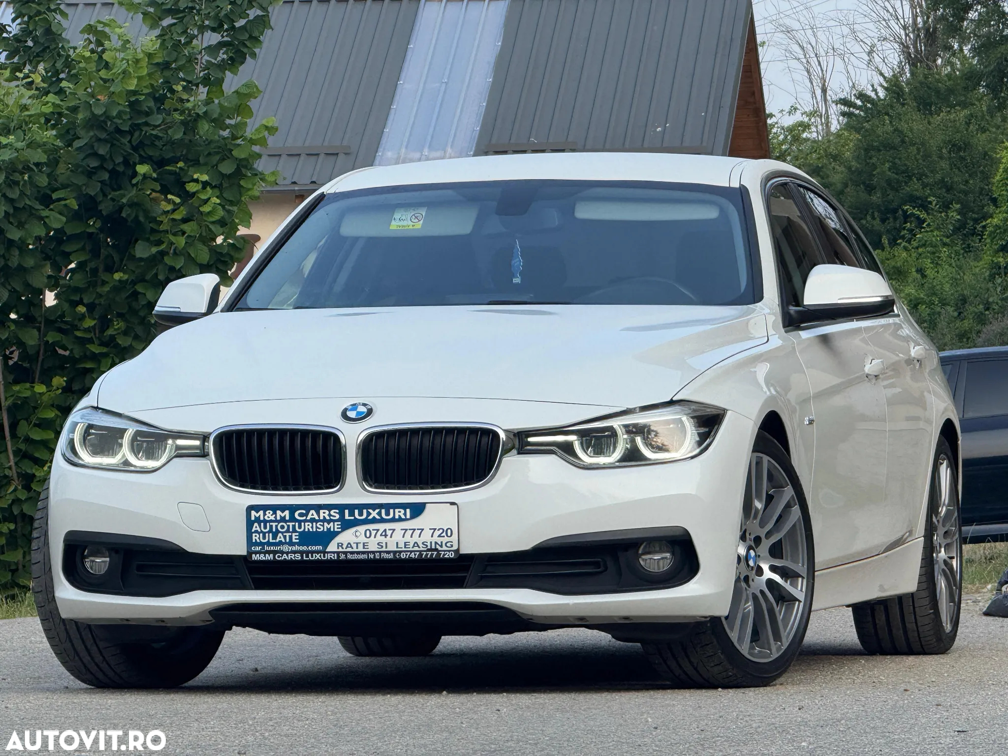 BMW Seria 3 320d Aut. Sport Line - 2