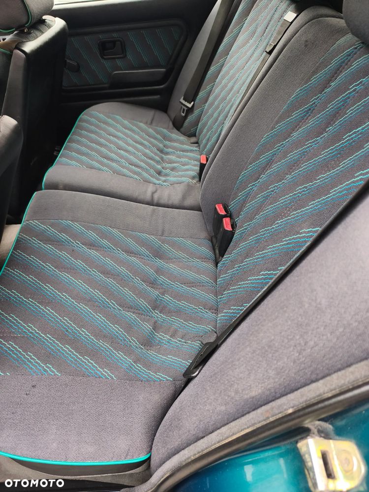 BMW Seria 3 316i - 30