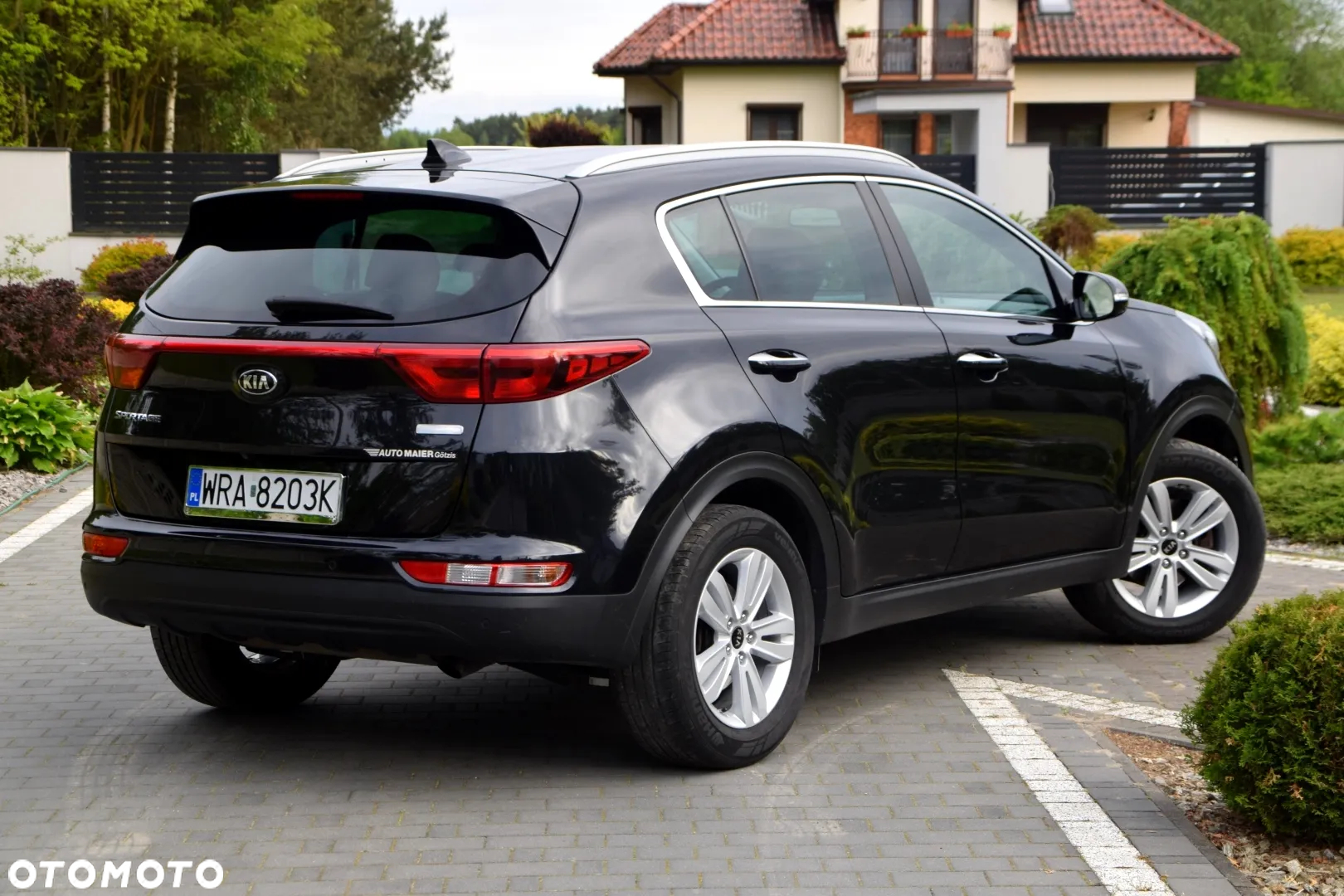 Kia Sportage 1.7 CRDI 2WD Dream-Team Edition - 14