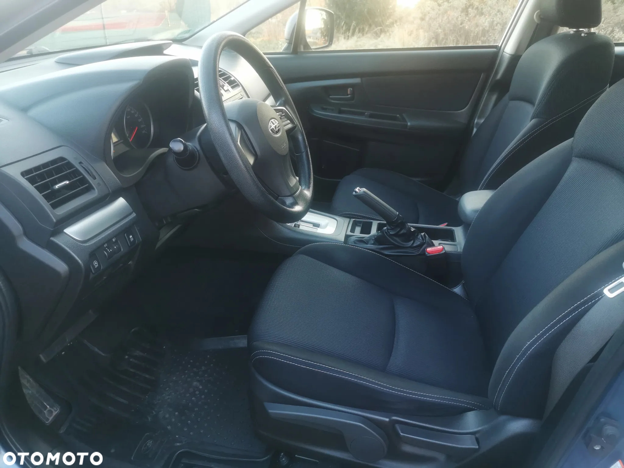 Subaru XV 2.0 i Exclusive Lineartronic - 9