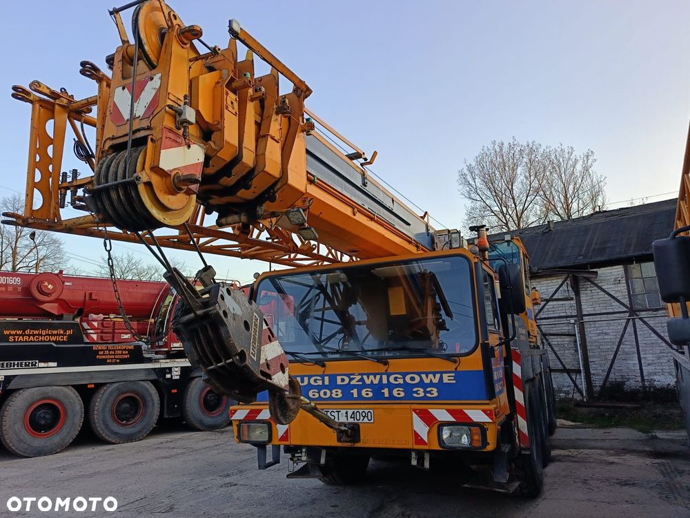 Liebherr LTM1050 - 8