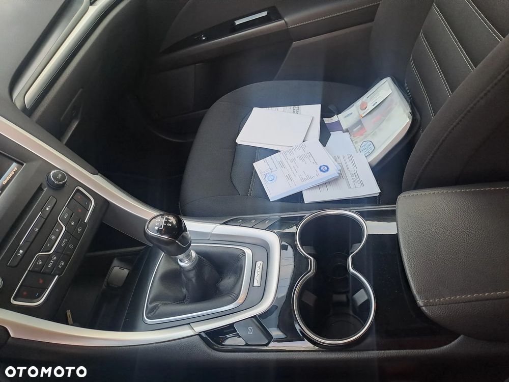 Ford Mondeo - 30