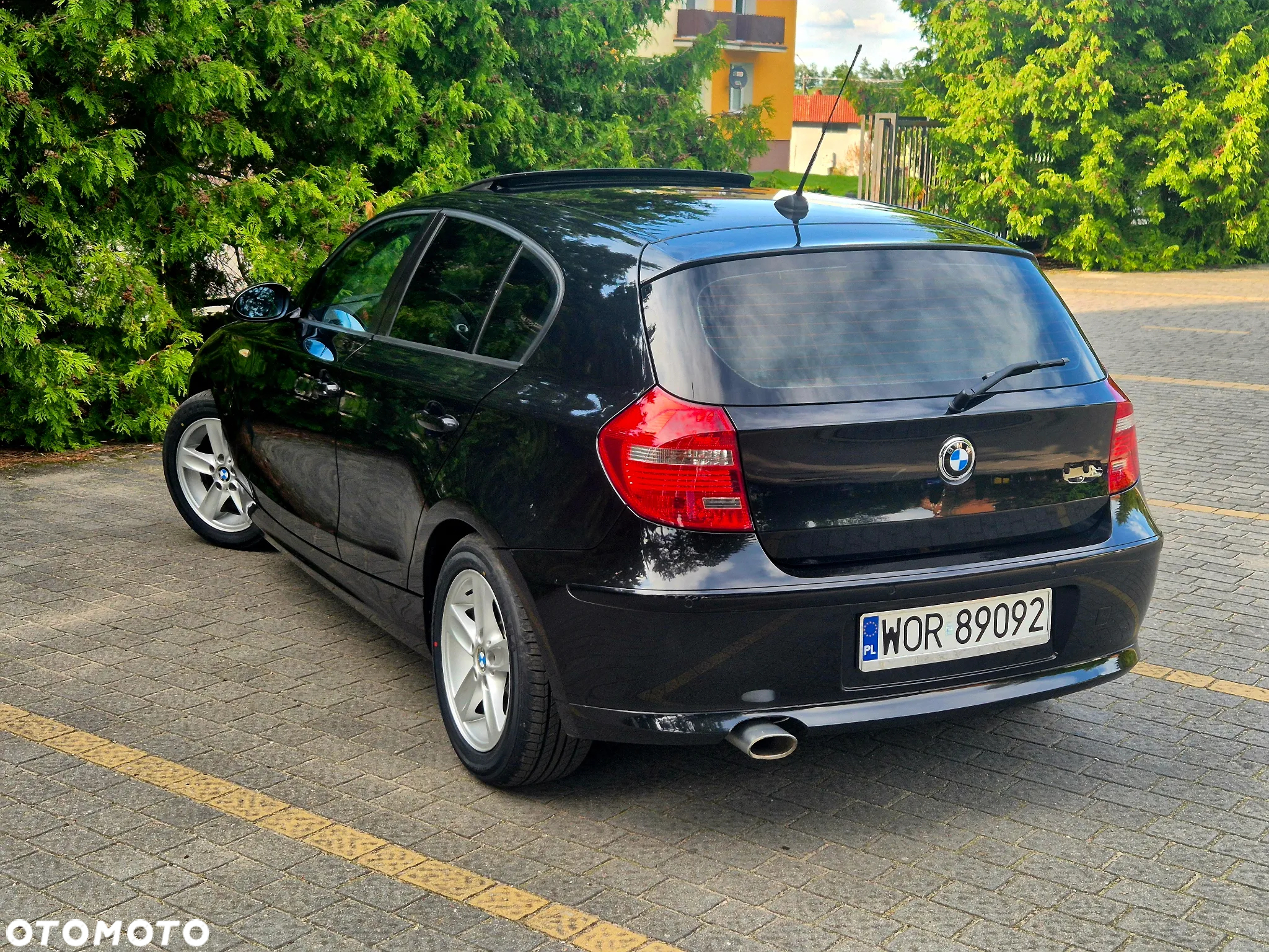 BMW Seria 1 120d DPF Edition Sport - 12