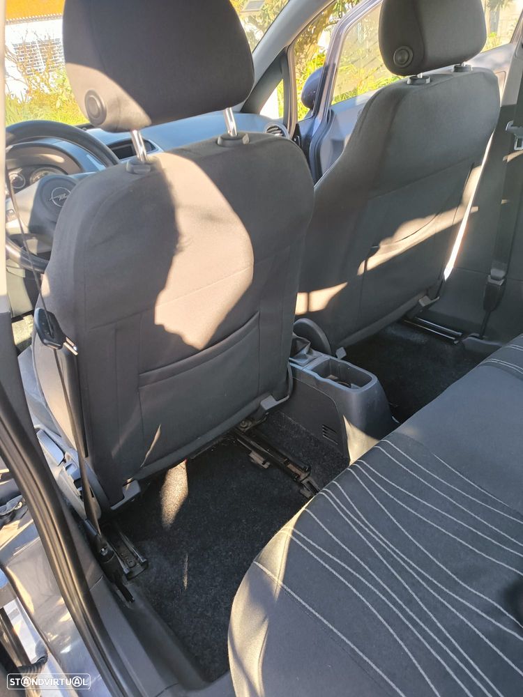 Opel Corsa 1.2 Enjoy - 14