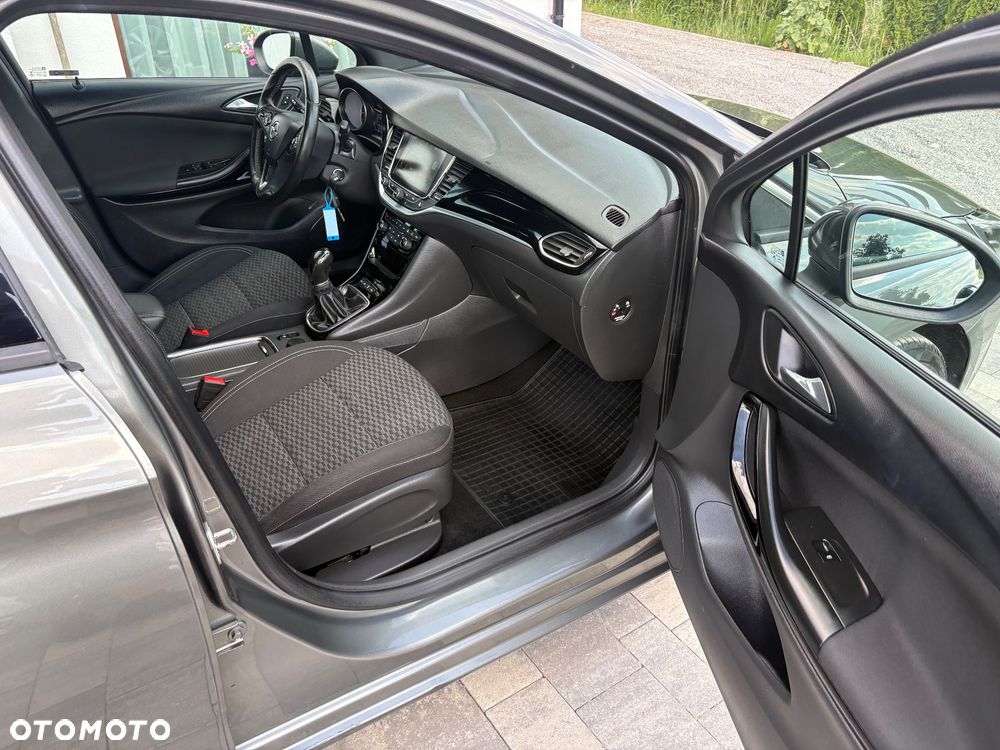 Opel Astra 1.4 Turbo Start/Stop Dynamic - 29