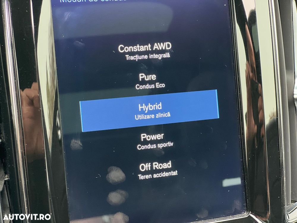 Volvo XC 60 T8 Twin Engine AWD R-Design - 28