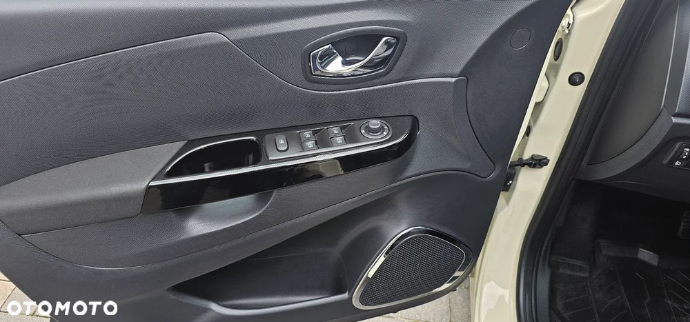 Renault Captur 1.2 TCe Zen EDC - 8