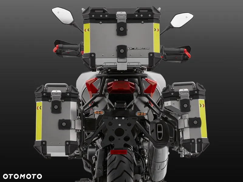 QJMOTOR 900 SX - 5