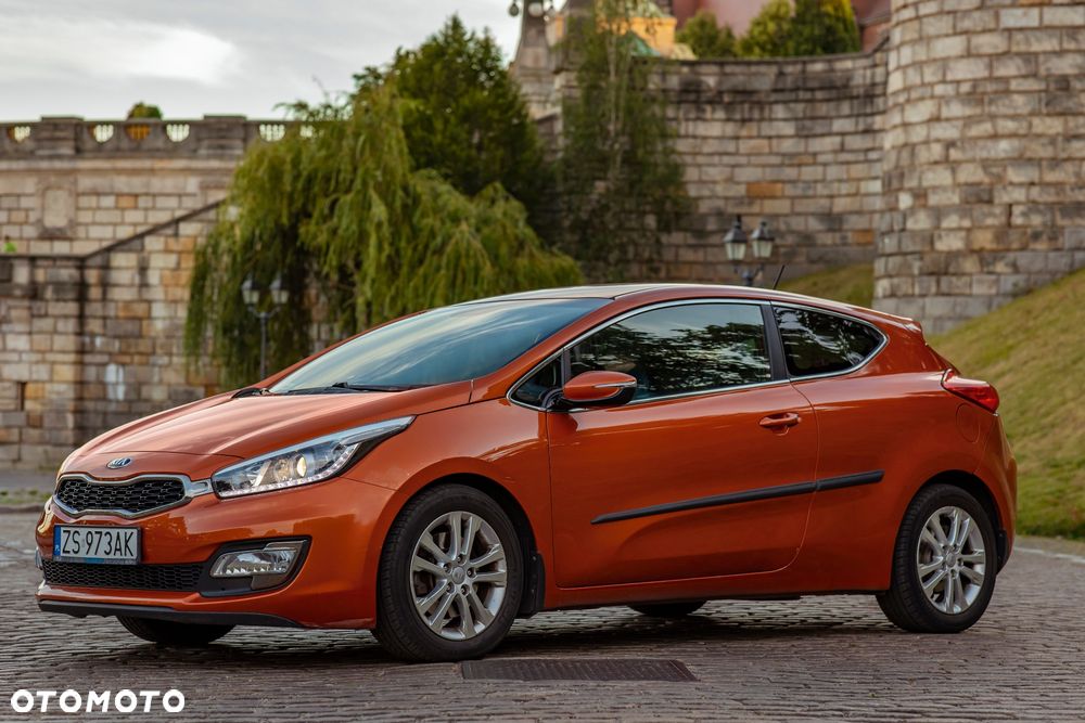 Kia ProCeed 1.6 GDI L - 2
