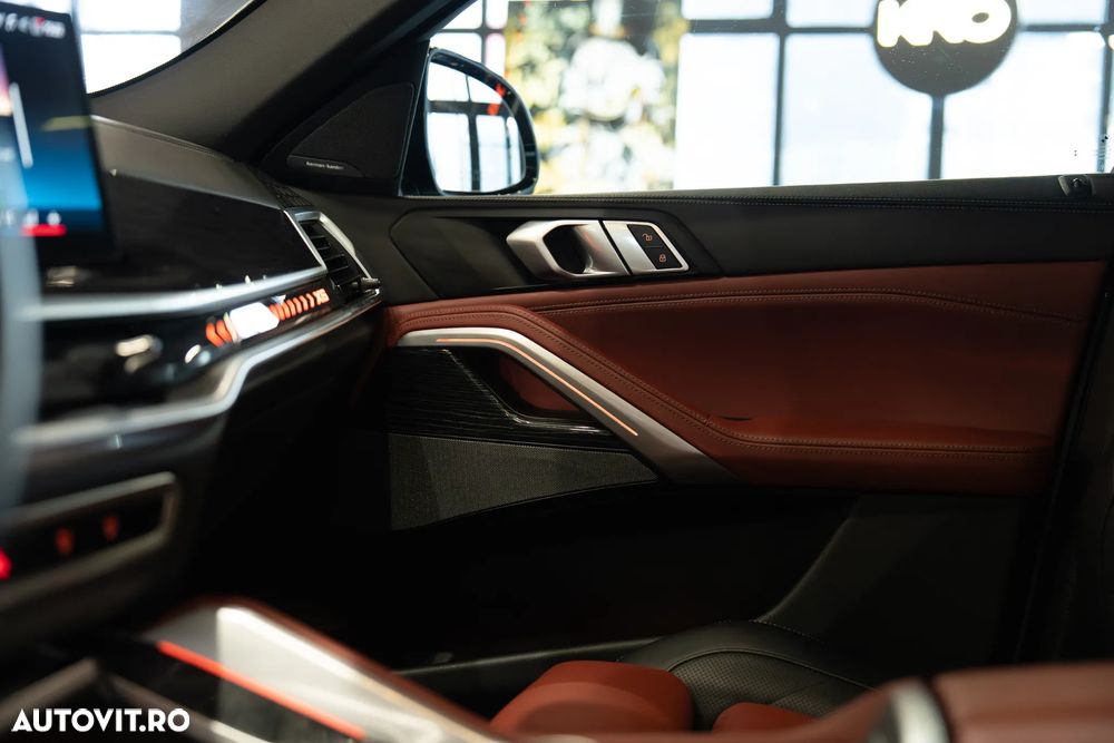 BMW X6 xDrive40i AT MHEV - 14