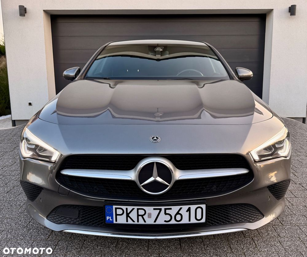 Mercedes-Benz CLA 220 d Progressive 8G-DCT - 2