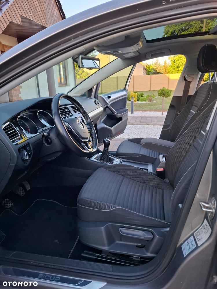 Volkswagen Golf 1.6 TDI 4Motion BlueMotion Technology Cup - 9