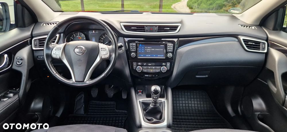 Nissan Qashqai 1.6 DIG-T Tekna - 17