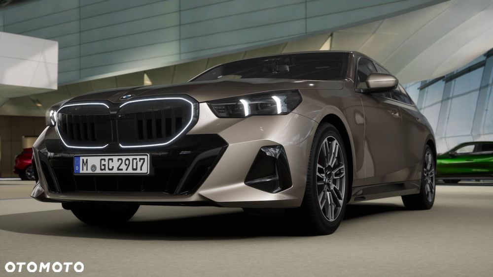 BMW Seria 5 520d xDrive mHEV - 5