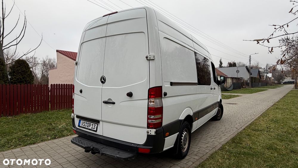 Mercedes-Benz Sprinter - 10