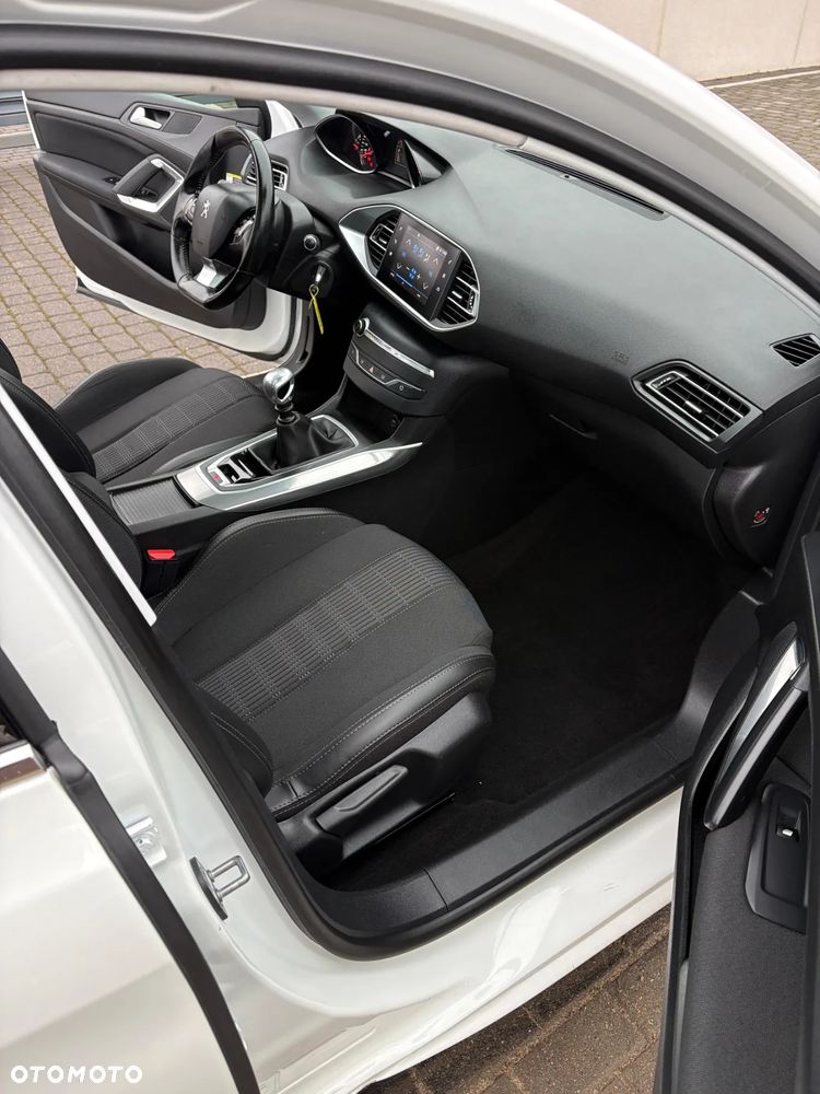 Peugeot 308 BlueHDi FAP 130 Stop & Start Style - 22