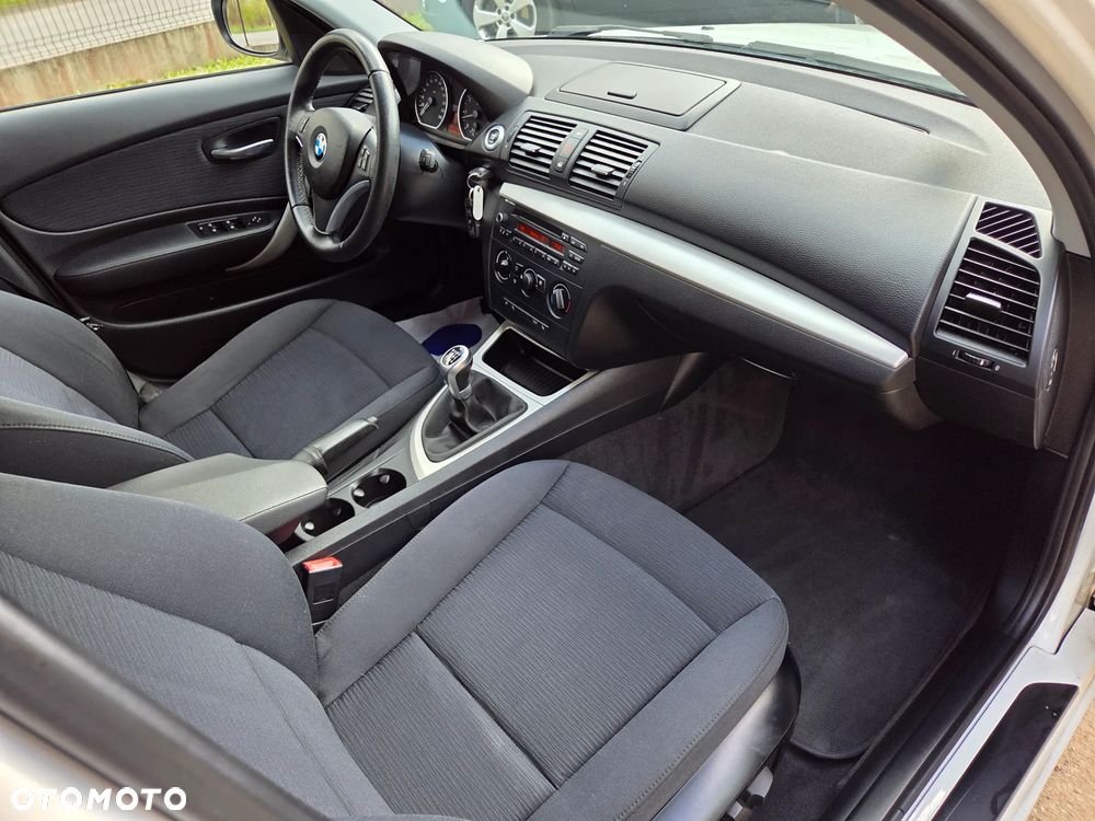 BMW Seria 1 118i Edition Lifestyle - 24