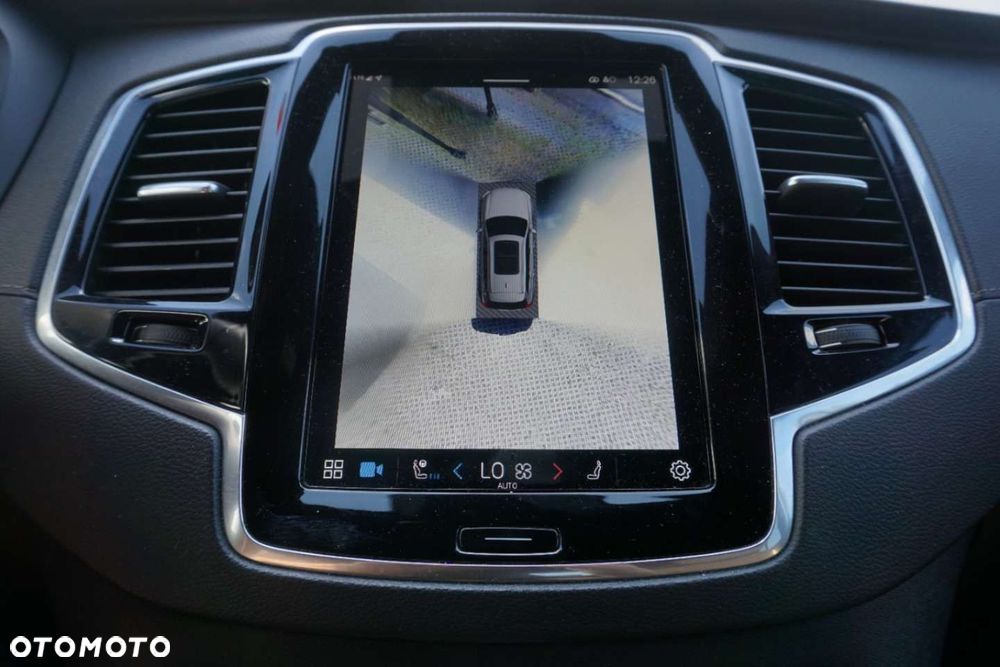 Volvo XC 90 - 10
