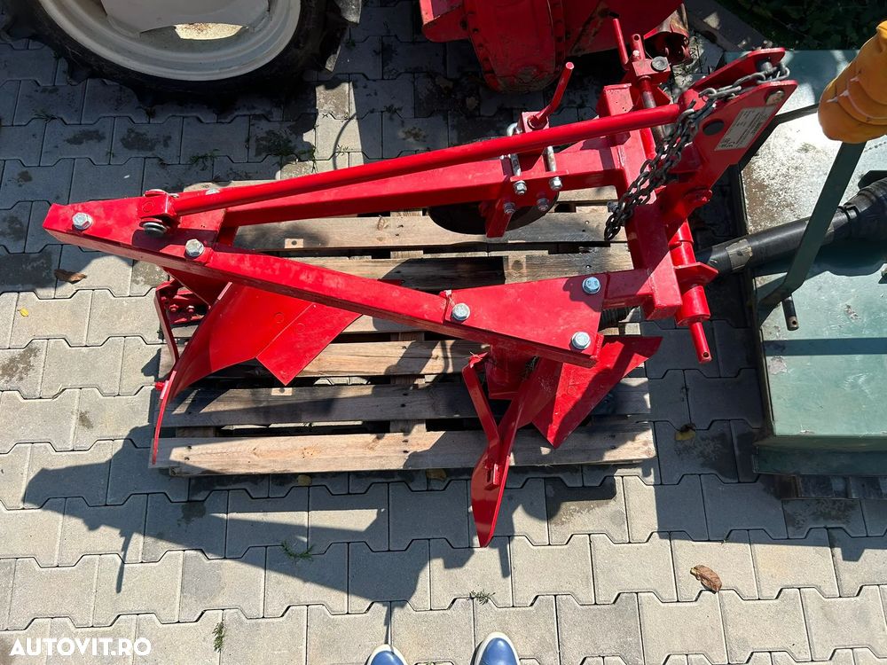Mitsubishi MT 190 - 2