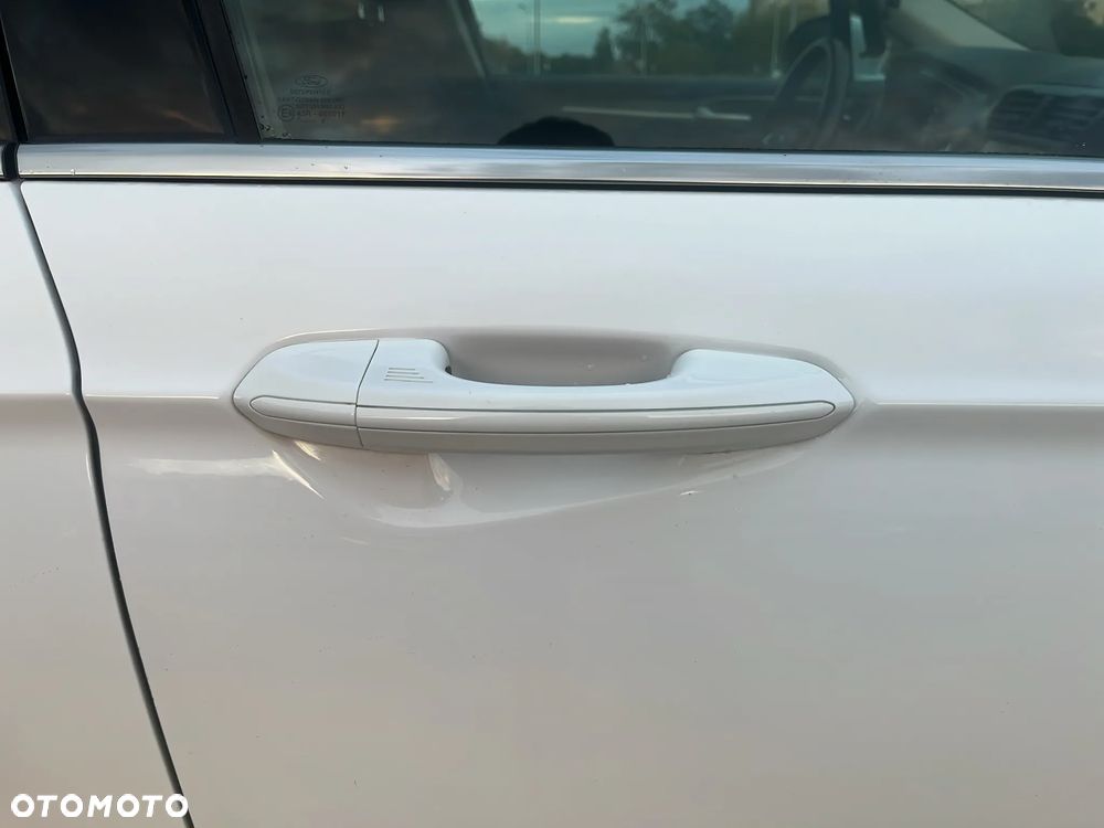 Ford Mondeo 2.0 TDCi Titanium - 20