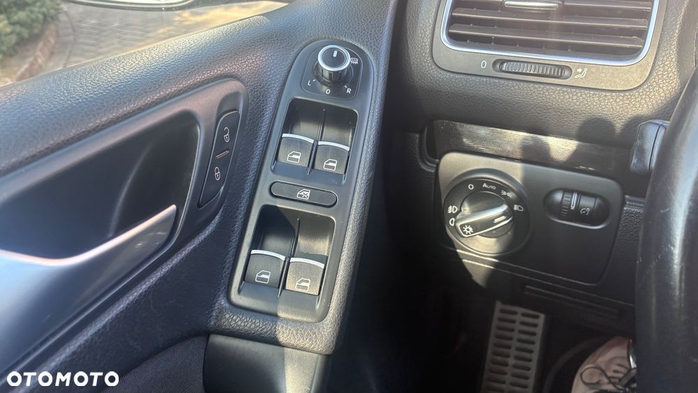 Volkswagen Golf 2.0 GTI - 18