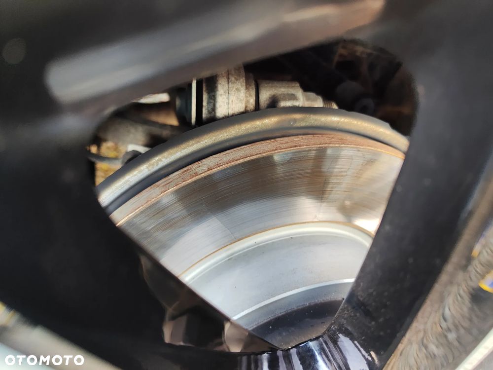 Mercedes-Benz Klasa C 220 d 9G-TRONIC AMG Line Plus - 26