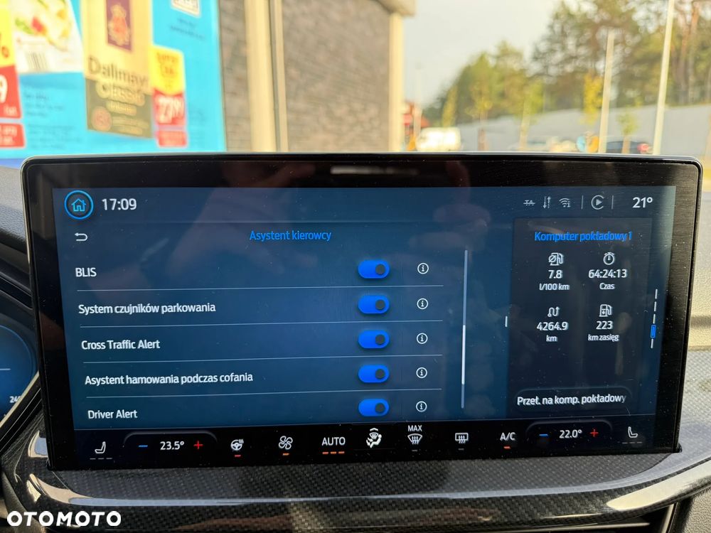 Ford Escape 2.0 EcoBoost AWD Titanium - 31