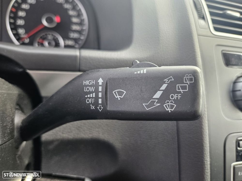 VW Touran 1.6 TDI Blue.Trendline 7L - 38