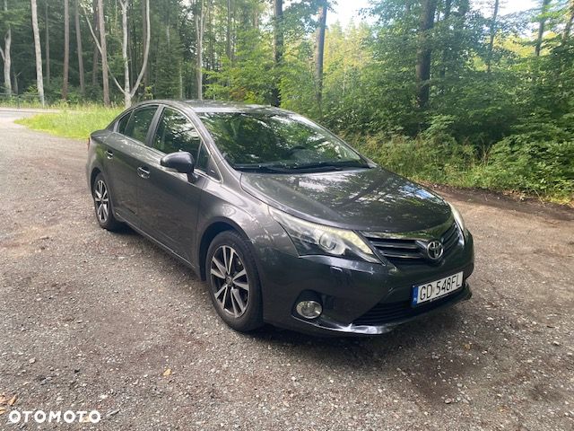 Toyota Avensis 1.8 Premium - 3