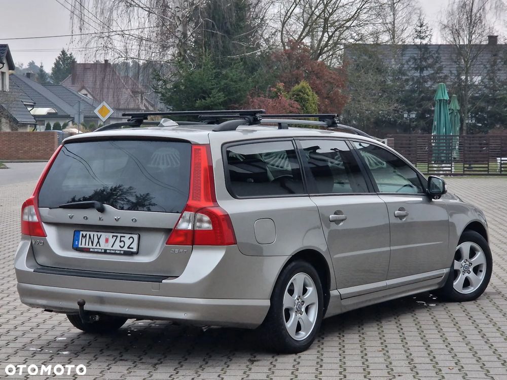 Volvo V70 2.5T AWD Summum - 14