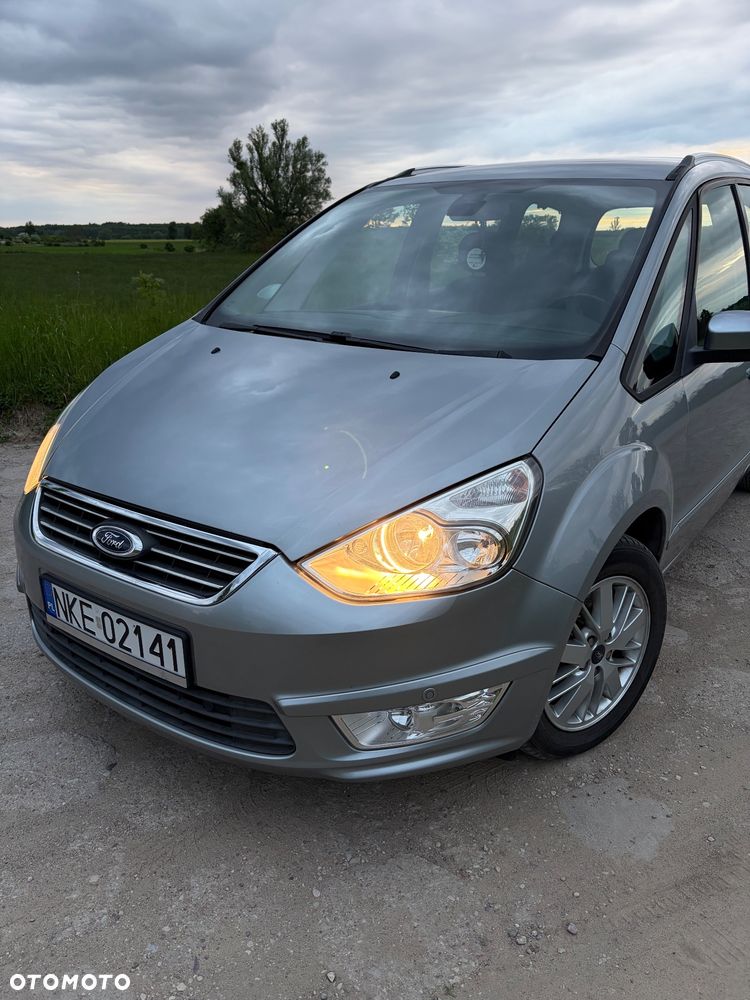 Ford Galaxy - 2