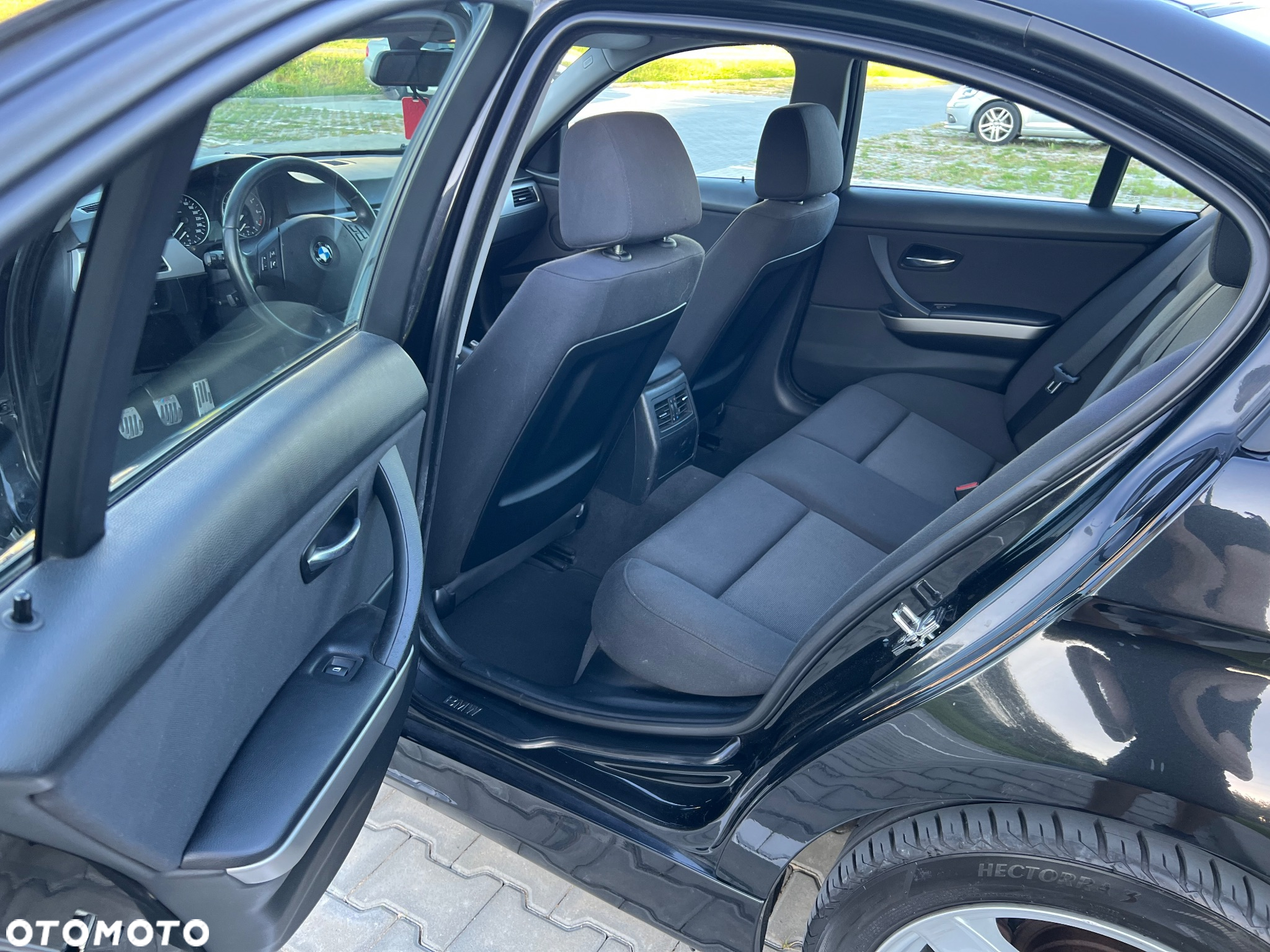 BMW Seria 3 318i - 11