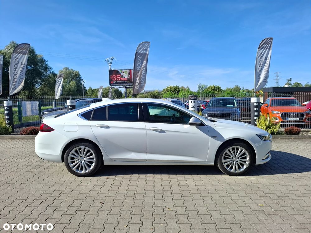 Opel Insignia - 16