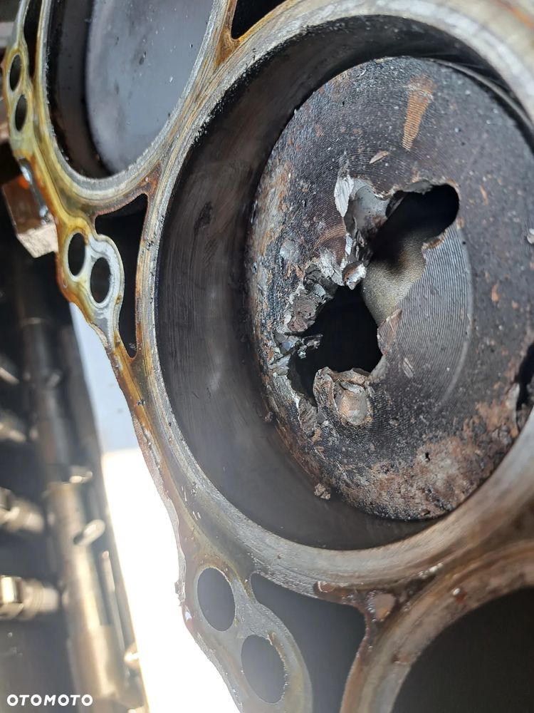 Silnik blok silnika Dodge Ram 1500 5.7 V8 Hemi MDS VVT Long Block 68409357AA 53022263AF 68280502AF 63021318DL 68280503AF - 5