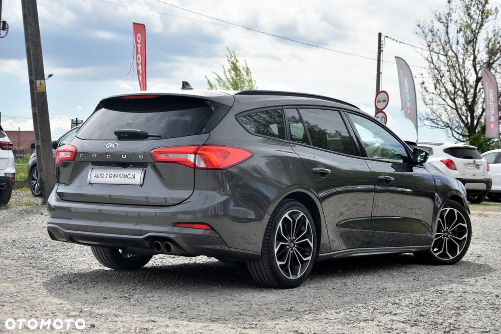 Ford Focus 1.5 EcoBlue STart-Stopp-System ST-LINE - 9