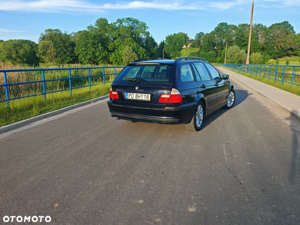 BMW Seria 3 320d - 8