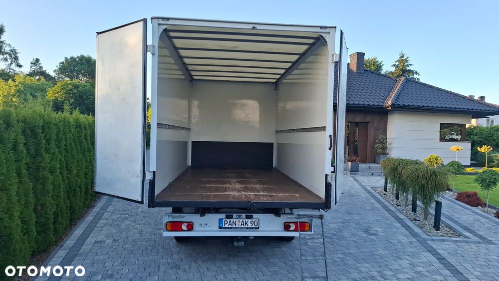 Renault Master - 24