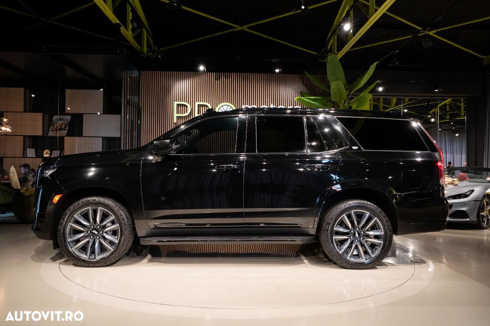 Cadillac Escalade 6.2 V8 AWD AT Platinum - 3